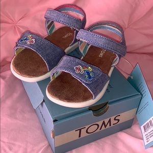 Toms Sandals size 7 (toddler)